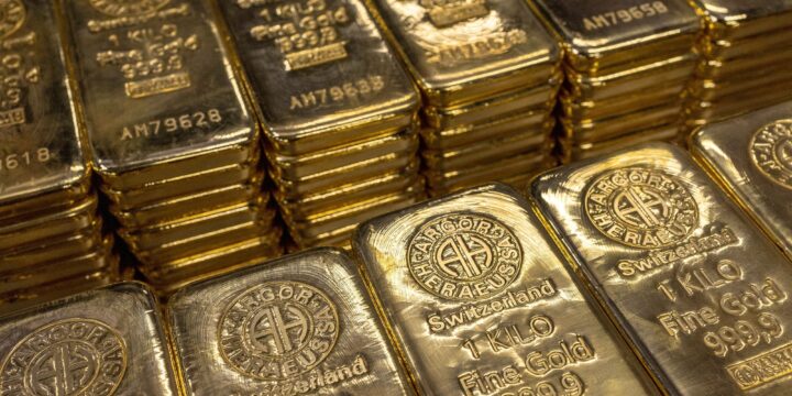 Προβλέψεις για ράλι του χρυσού στα 3.000 δολ. μέσα στο 2025